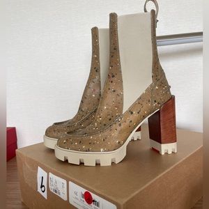 Christian Louboutin glory booty size 39